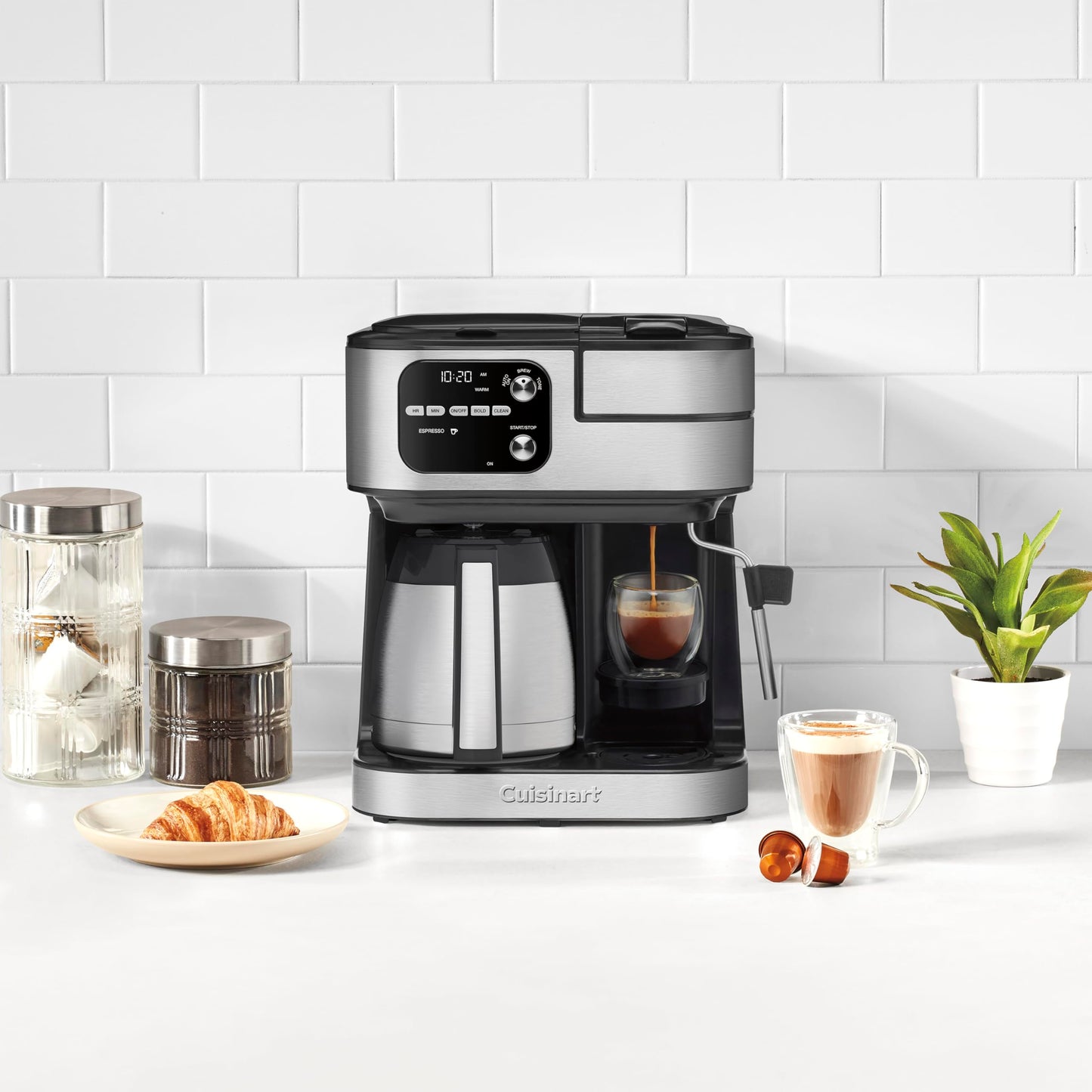 Cuisinart Coffee Center Barista Bar 4-in-1 Coffee Maker, Single-Serve Pods Compatible, Coffeemaker, Three Brewing Sizes, SS-4N1NAS, Black
